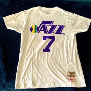 Pete maravich Mitchell and ness jazz jersey t